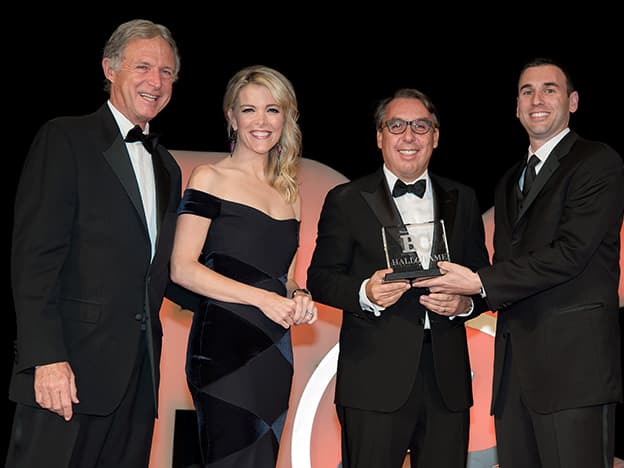 Emilio Azcárraga galardonado en el Hall of Fame de Broadcasting and Cable