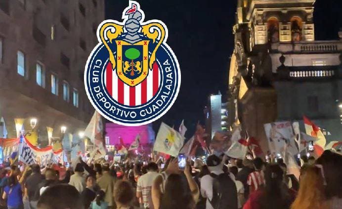 Aficionados de Chivas 'cambian' serenata por invasión al centro de Guadalajara