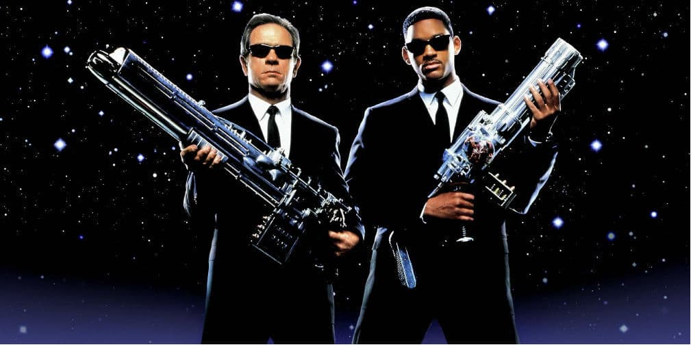 HOY: Will Smith salva al universo en Hombres de Negro 1 y 2