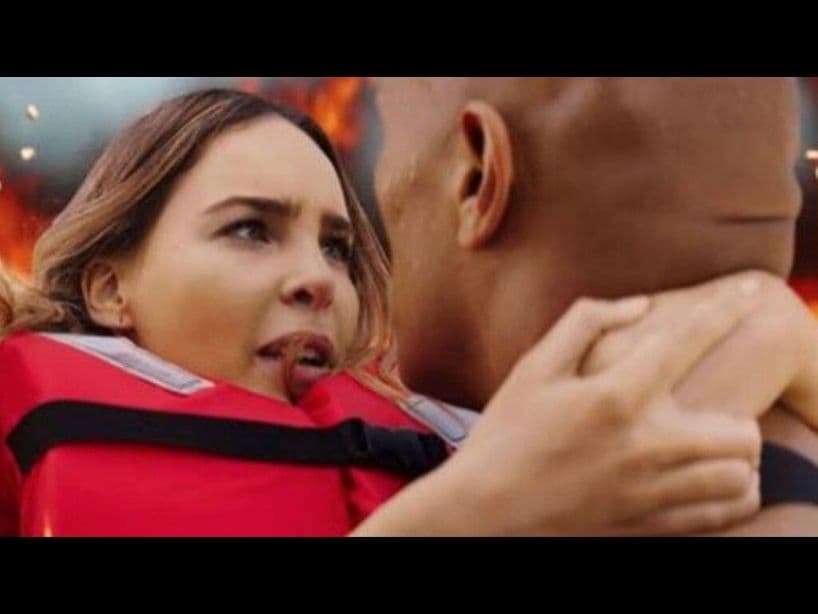 En Guardíanes de la Bahía (2017), Belinda dio vida a Carmen, una mujer que fue rescatada por el personaje de "La Roca".