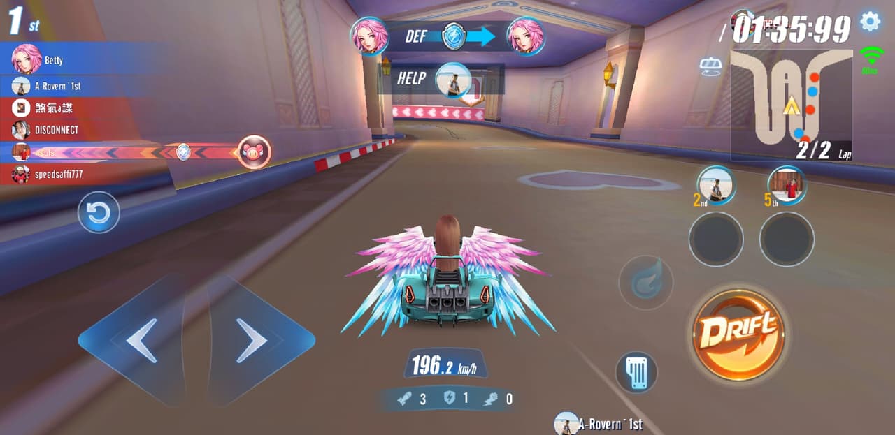 Waifus y autos llenos de color es lo que te espera en Speed Drifters. Garena, los responsables de Free Fire, se han subido al género de carreras con esta apuesta que luce interesante.