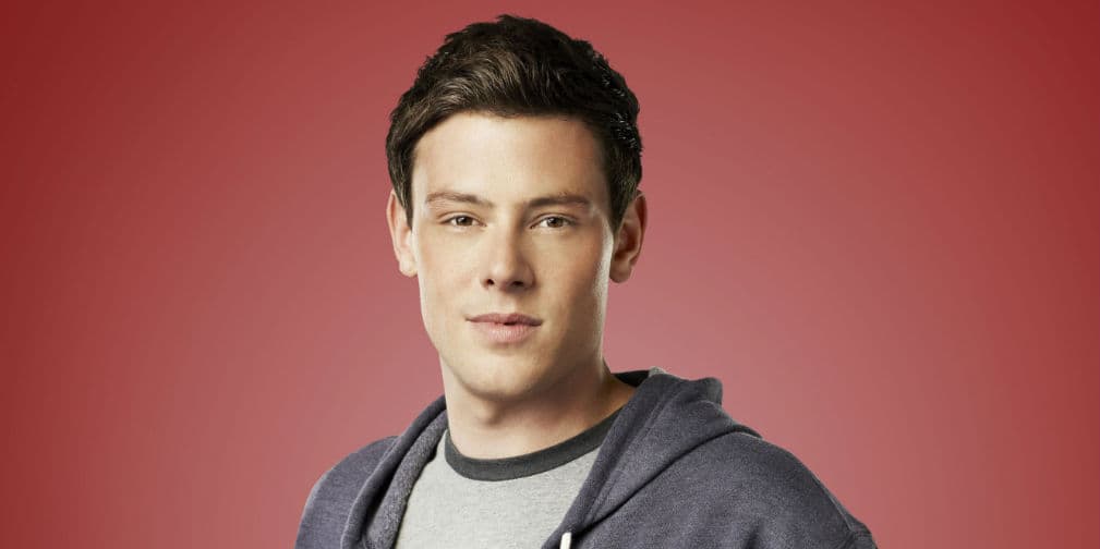 8. Finn Hudson en Glee: El actor Cory Monteith murió de una sobredosis de heroína y alcohol en Vancouver.