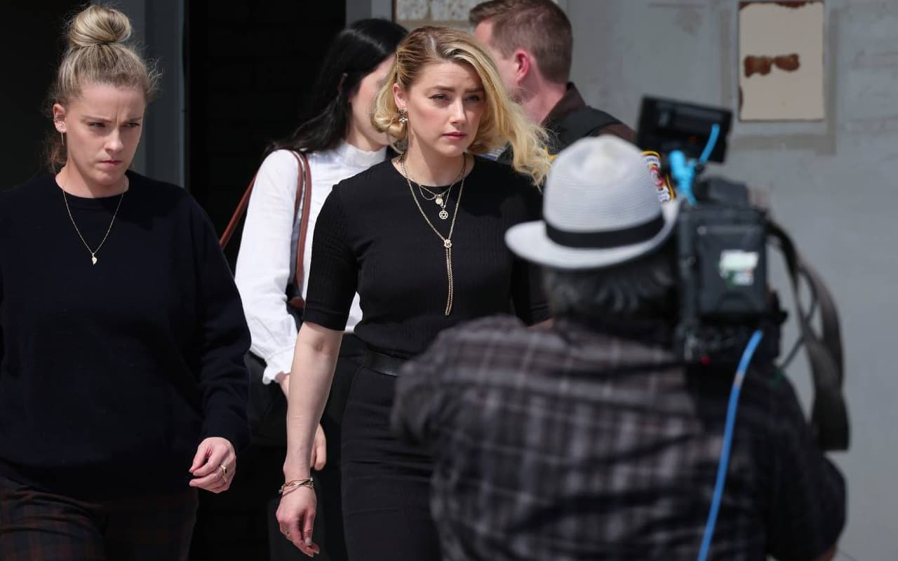 Hermana de Amber Heard reacciona a cameo de Depp en los VMA