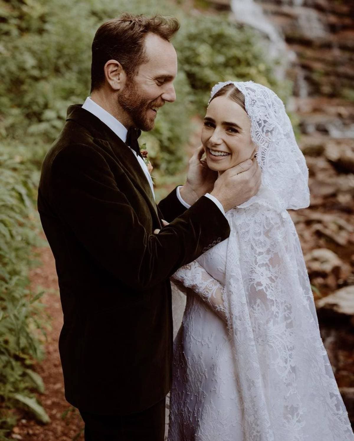 Lily Collins y Charlie McDowell celebran su boda