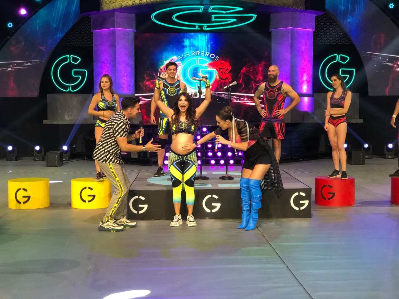 Ferka llegó al foro para jugar Memoria Colectiva, ¡y presumió su pancita de embarazo!