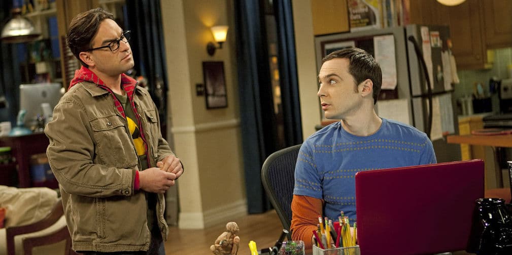 4. Déjalo todo por escrito: Al igual que el amor, las obligaciones no conocen límites, Sheldon sabe la importancia de un contrato.