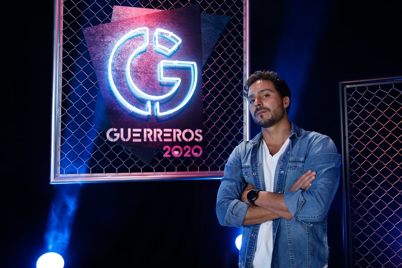 Julio llega a esta competencia con el objetivo de dejar en claro que es mucho más que sólo el hermano del actor José Ron.