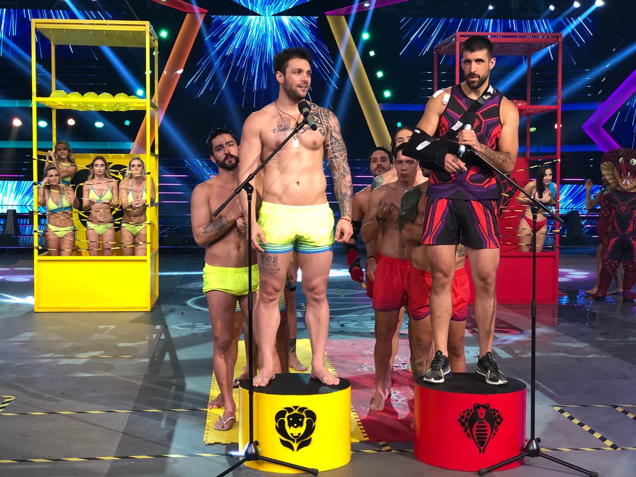 Tras la cirugía que tuvo en el hombro, Silverio participó solo en juegos de habilidad mental, comenzando con Las Duchas.