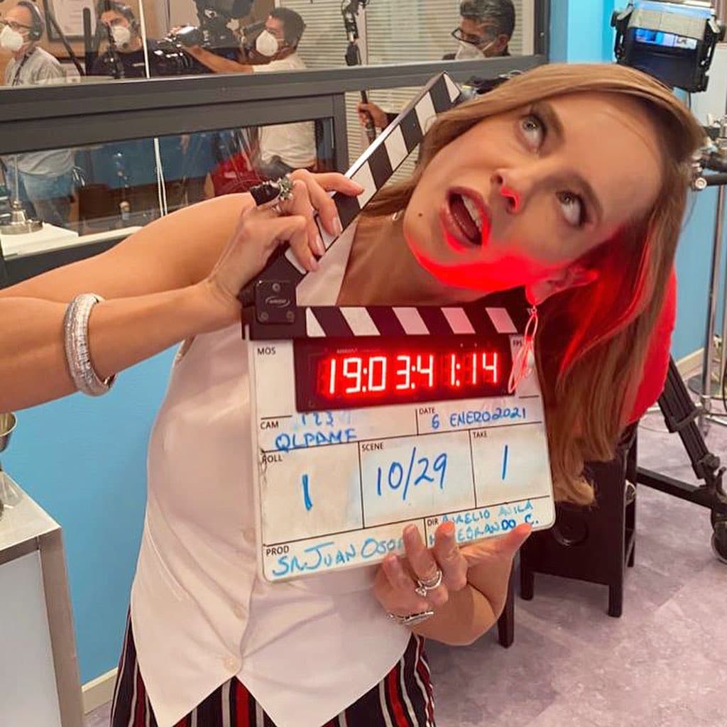 ¡Y este 2021 será parte del elenco de ‘¿Qué le pasa a mi familia?’ con Mane de la Parra, Eva Cedeño, Emilio Osorio, Wendy de los Cobos, Julio Bracho, Julián Gil y Diana Bracho!