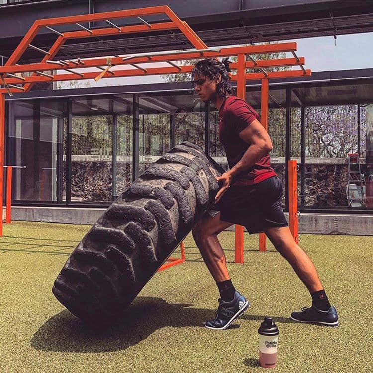 Además de ser bueno en el deporte, Diego Montu es economista y financiero.