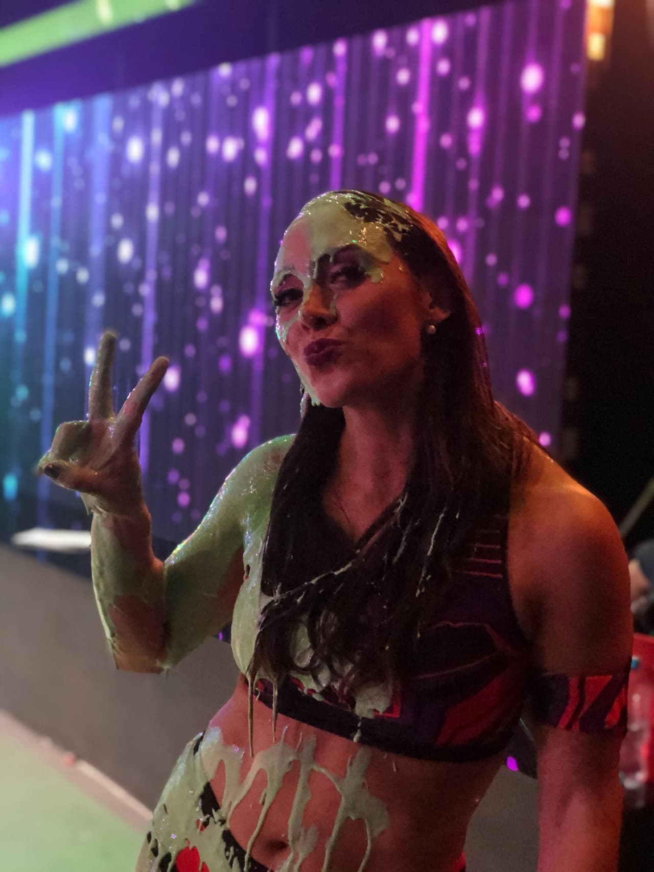 En ‘Las Catapultas’, Brenda respondió mal, igual que su capitana Macky, y las dos fueron bañadas con "baba de perico".