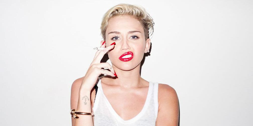 7. Miley Cyrus: La polémica cantante cuenta con más de 13 millones de seguidores, síguela en mileycyrus.