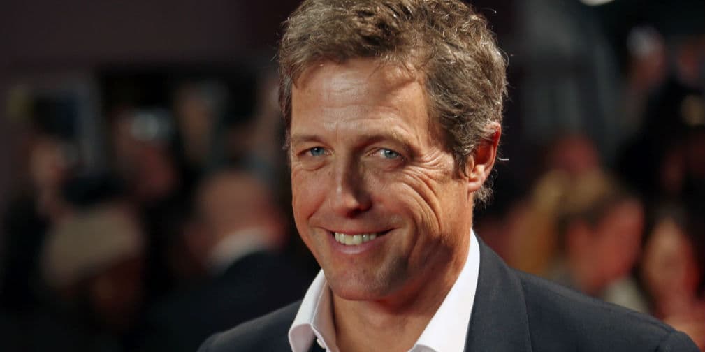 3. Hugh Grant: Actualmente sale con Tinglan Hong, con quien tampoco tiene planes de casamiento.