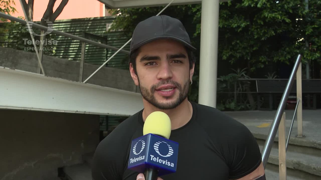 Aarón Mercury reacciona a su primer beso en la actuación y qué le dejó