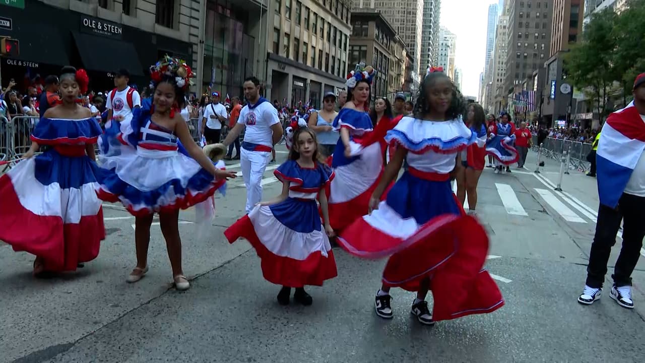 Así se vivió el desfile dominicano en NY: Una colorida fiesta en el corazón de la Gran Manzana
