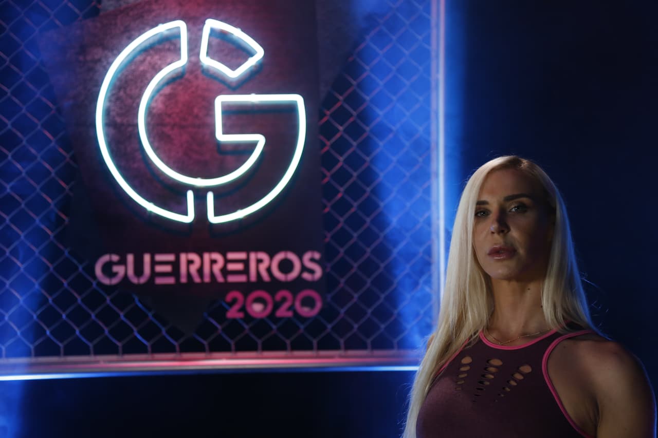 Sobre el personaje de Daenerys Targaryen que interpretó Emilia Clarke, dice que "es una luchona, una guerrera tal cual" y por eso se arregló el pelo como el de ella.