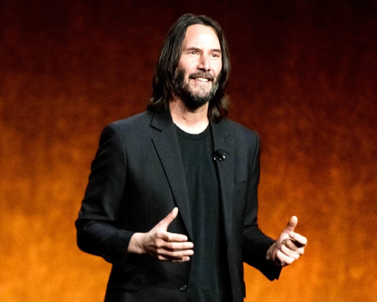 Keanu Reeves podría dirigir la adaptación al cine de su cómic ‘BRZRKR’