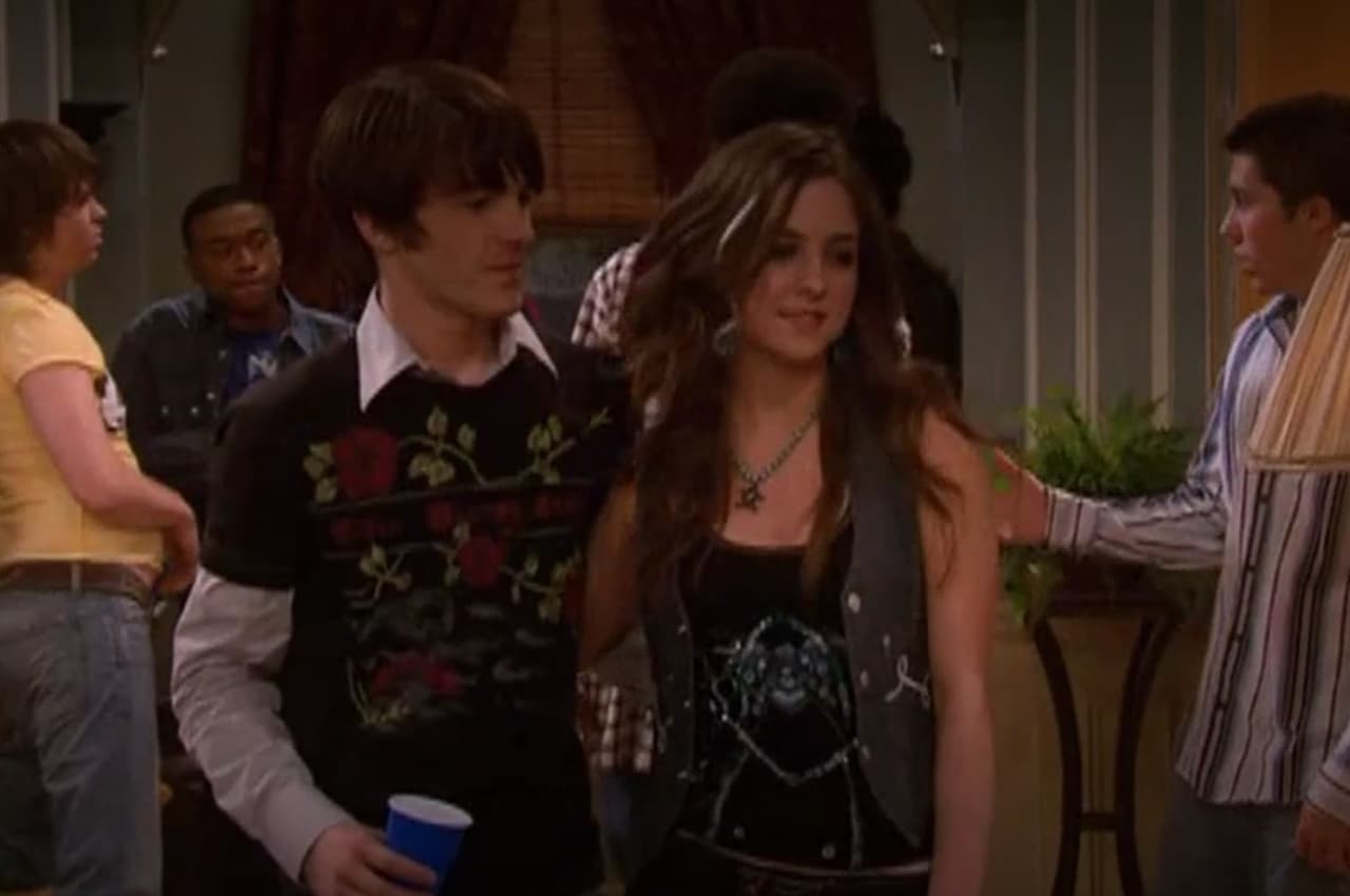 Carly logró lo que pocas chicas pudieron, salir con Drake más de una vez, dos de hecho, en "Who's Got Game?" (2006) y "The Storm" (2007), compartián una actitud divertida y su pasión por la música.