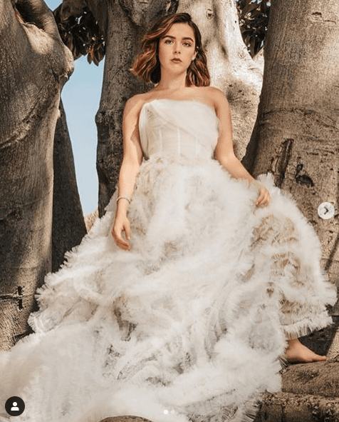 Pese a las dudas, parte del elenco de la serie de Sabrina en los 90 apareció para brindarle suerte a quienes tomarían el relevo.