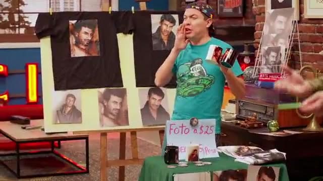 Fran se aprovecha del famoso cliente de Don Paco 
