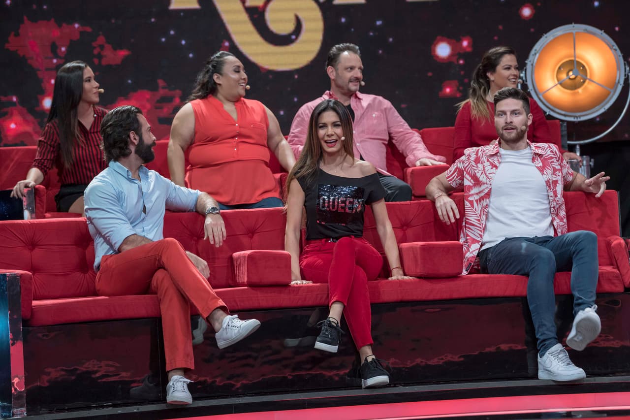 Bertha Patricia Manterola Carrión no pudo contener la risa