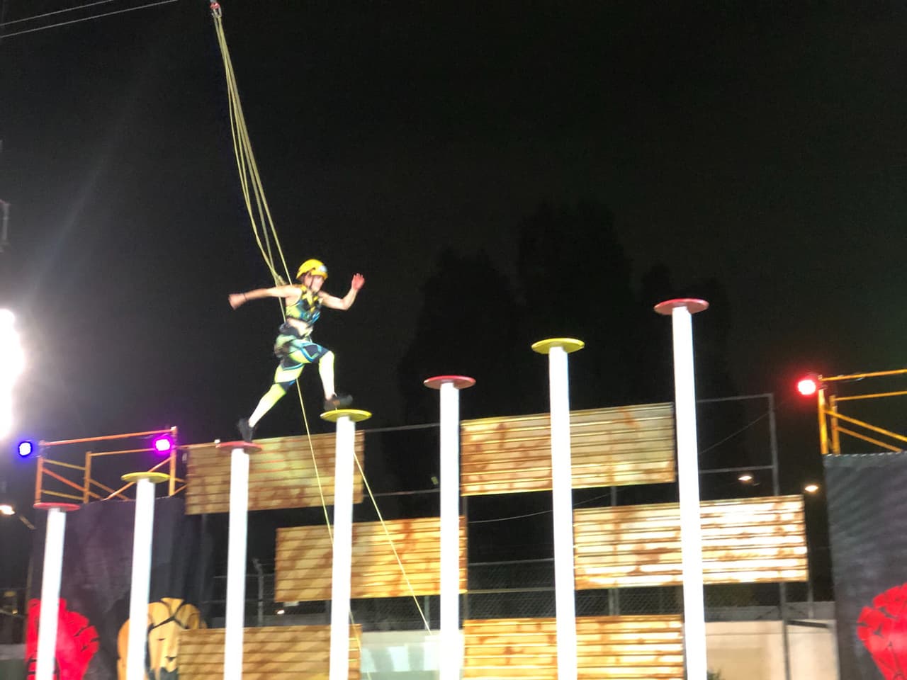 En los “Troncos aéreos” Yurem logró una velocidad increíble, finalizando el circuito en tan solo 17 segundos.