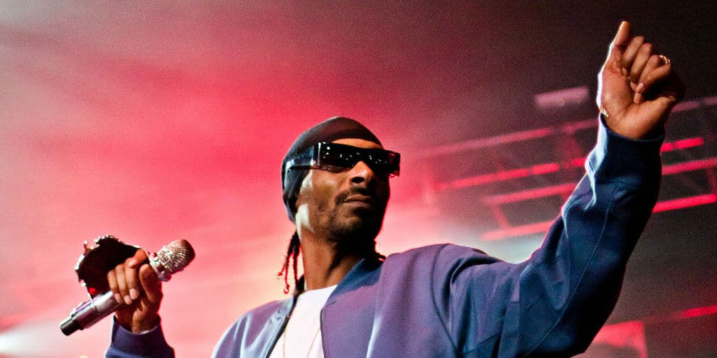9. Snoop Dogg: El rapero llegó cinco horas después a su concierto en el festival Hove, en Noruega.