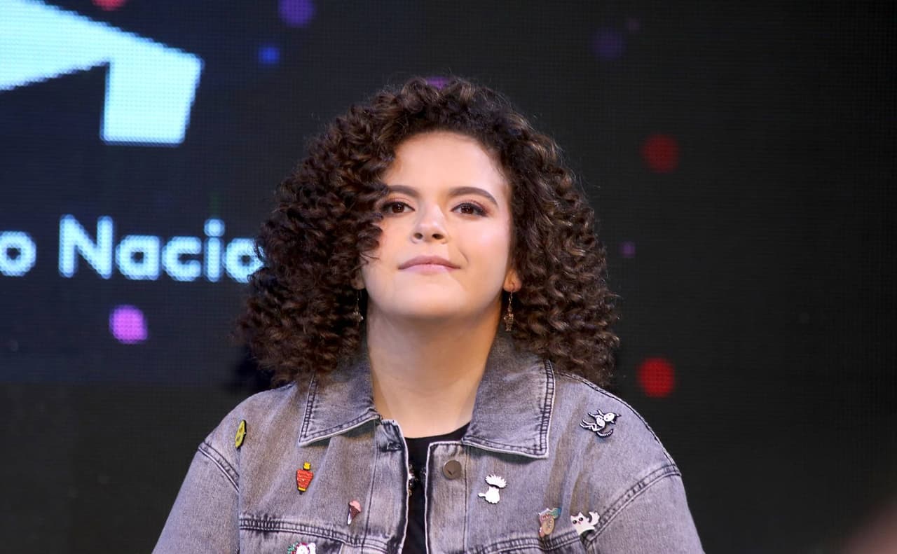 Lucerito emociona a su papá Mijares en pleno concierto: “¡Mi nena hermosa!” y desata lágrimas en el Auditorio Nacional