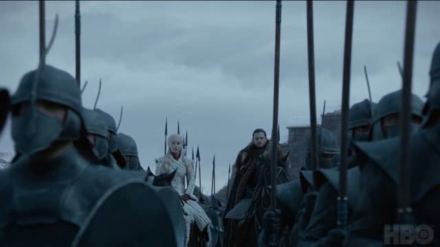 El que Jon Snow y la Khaleesi vayan a la batalla juntos es algo que aumentó nuestro pulso. Sobre todo por la relación entre ambos, que va más allá de una alianza y tiene un particular trasfondo.