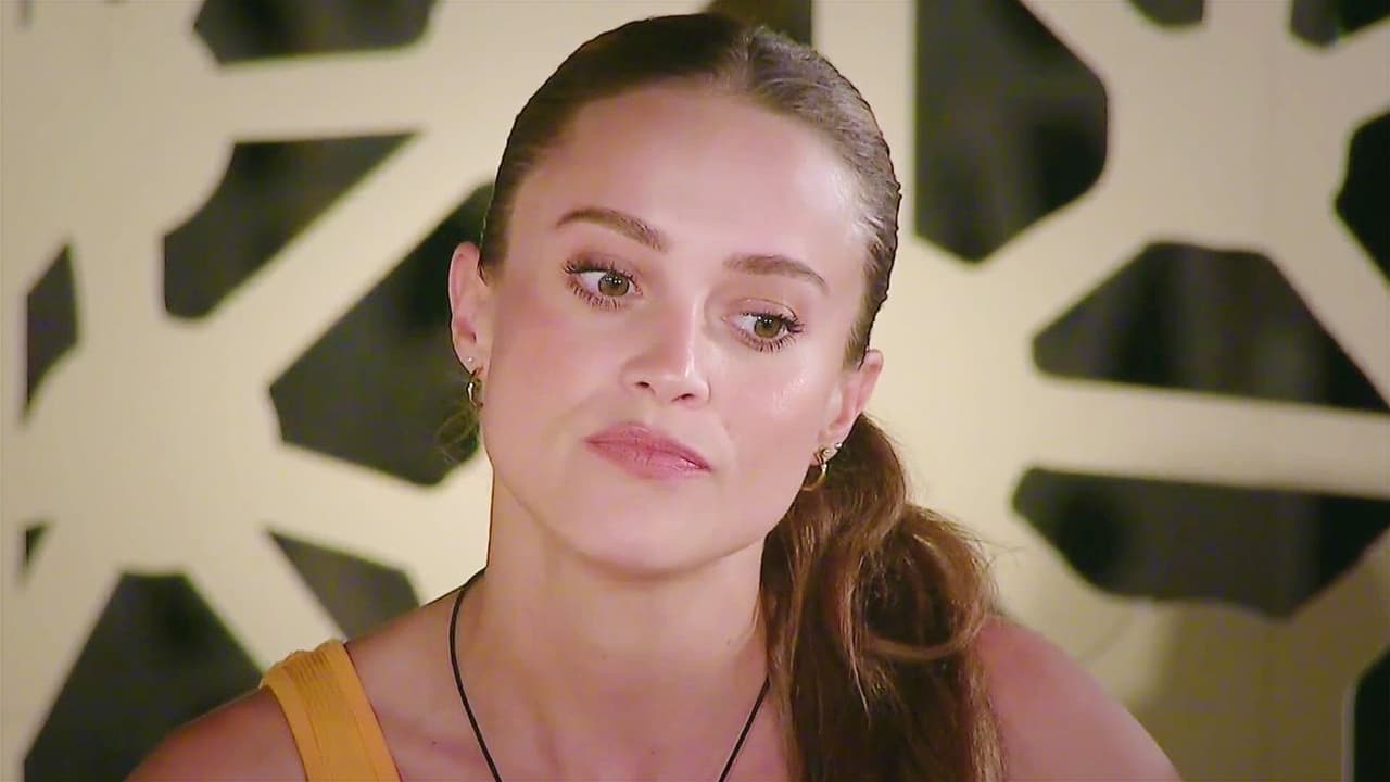Capítulo 28: Ligia Uriarte siente el rigor de la Organización en Hotel VIP