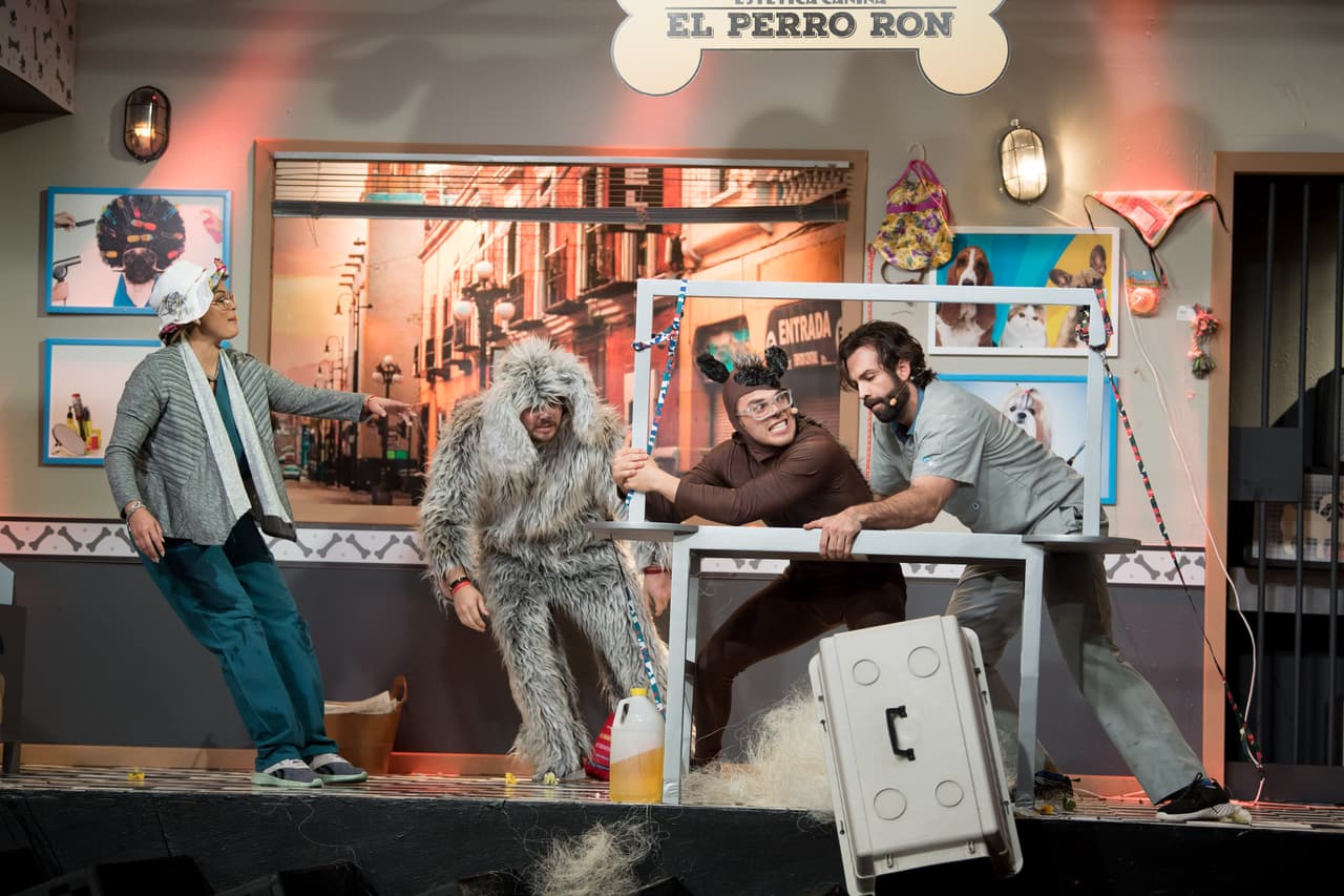 El Escenario Inclinado fue en una veterinaria