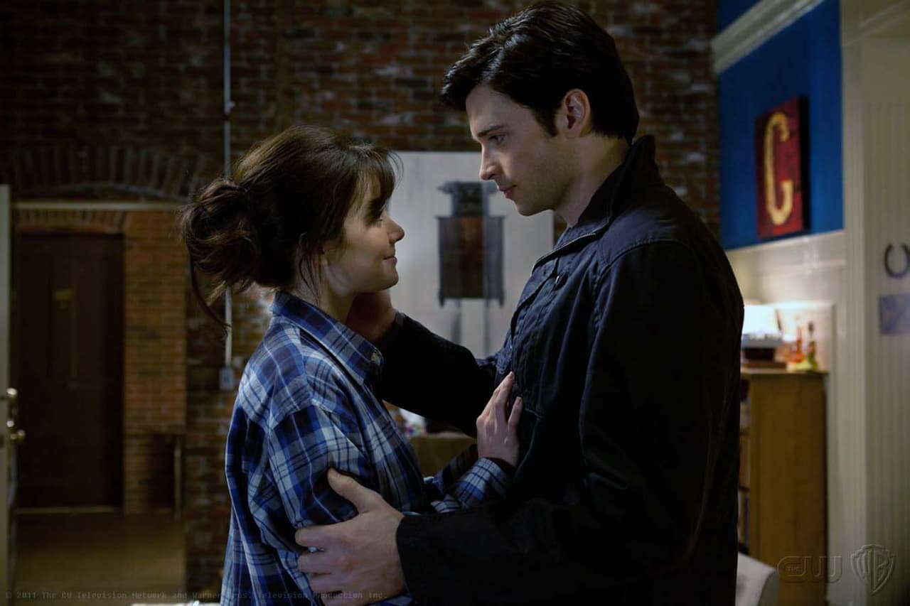 Tom Welling y Erica Durance de 'Smallville' se reencontraron