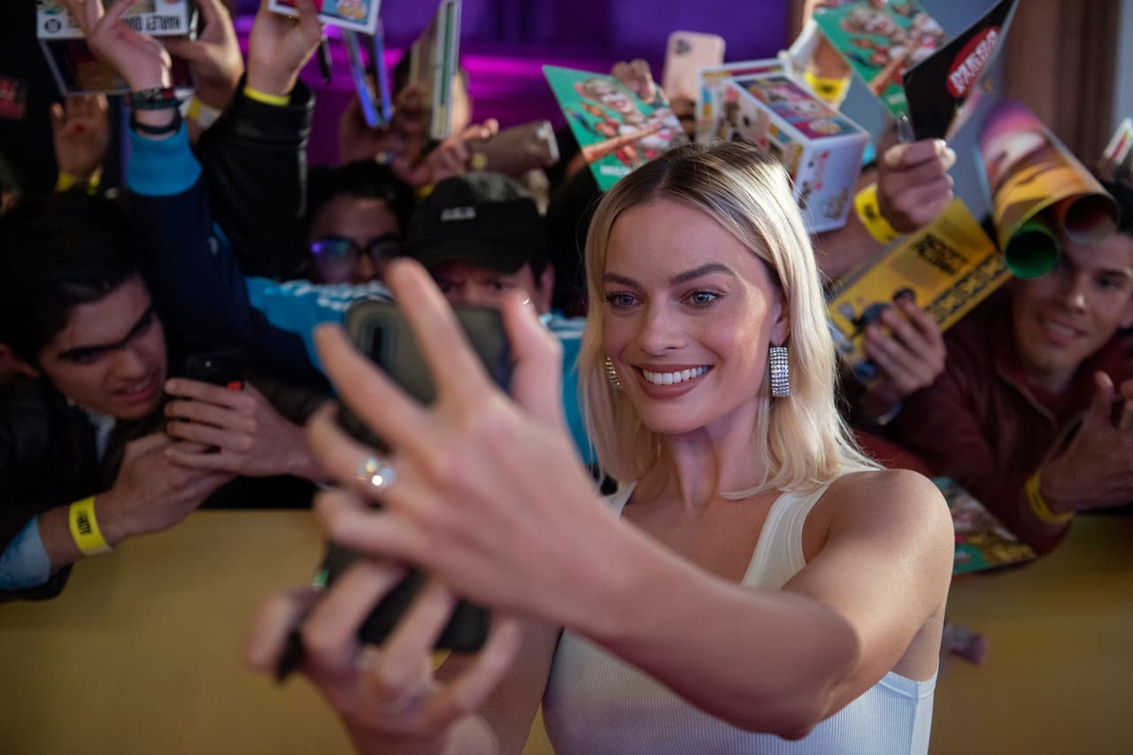 La secuela de la cinta de Todd Phillips protagonizada por Joaquin Phoenix podría desarrollarse en el manicomio de Arkham, lugar donde Arthur Fleck podría conocer a su "pudín", pero... quizás no sería la versión de 'Birds of Prey'.