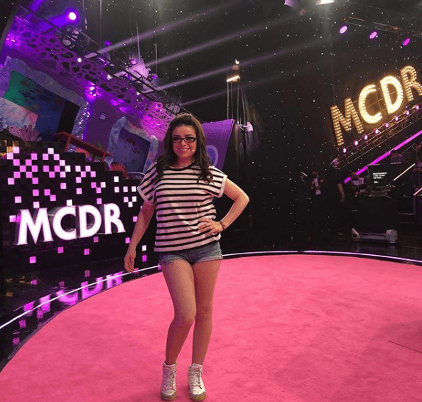 Y, por supuesto, no olvidemos que forma parte de la Familia Disfuncional de “Me caigo de risa” que se transmite por Canal 5.