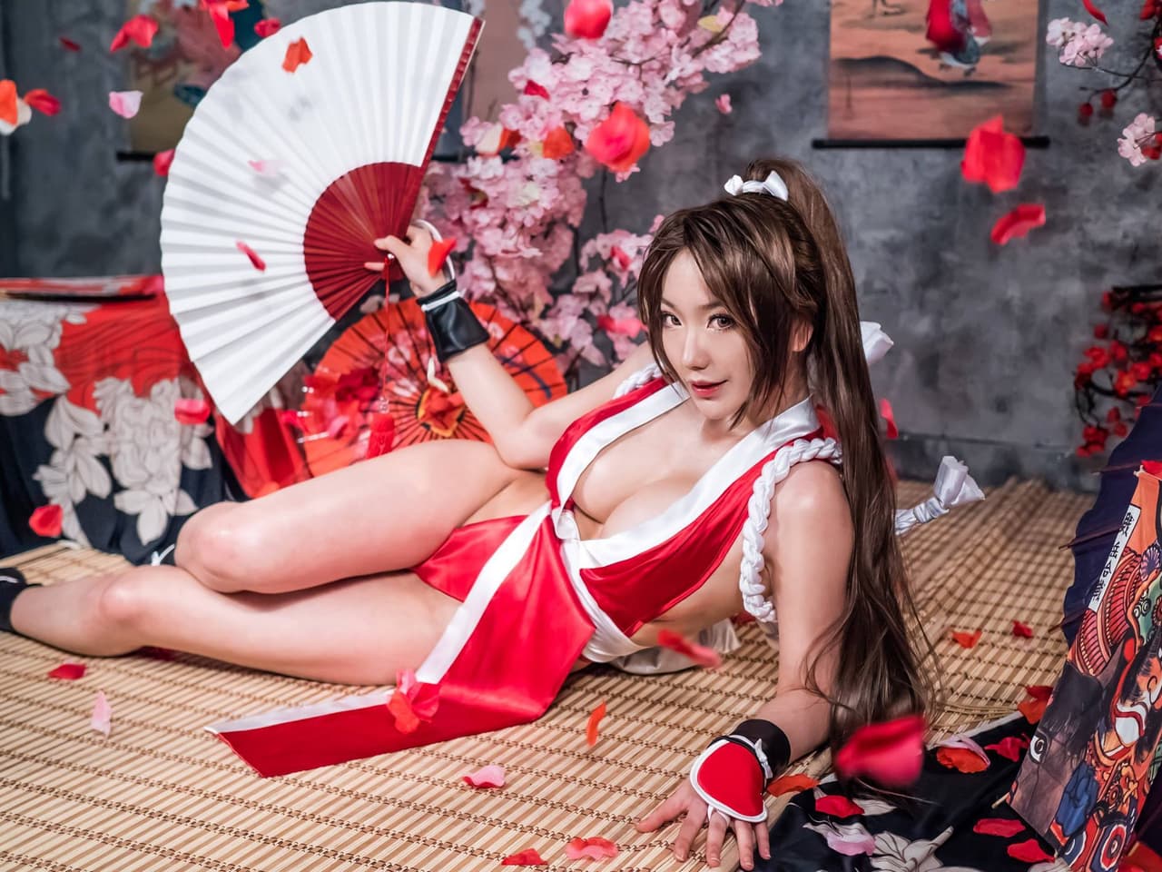 Masahiro Sakurai, director del juego, comentó que no está en el título porque es para todas las edades. Sin embargo ya hay fans que la echan de menos.