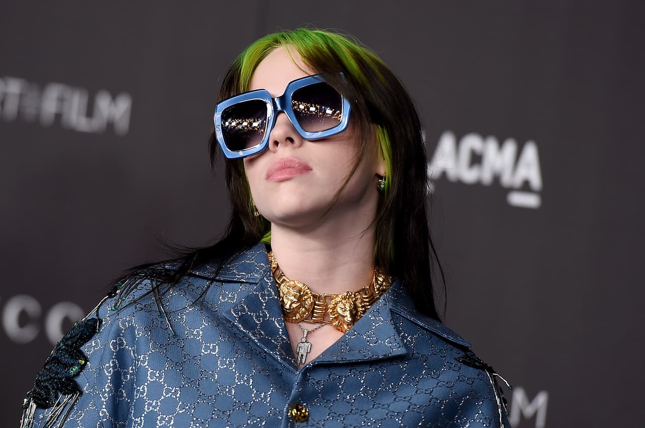 Artistas de renombre como Adele, Paul McCartney, Duran Duran o Garbage se han hecho cargo de los temas principales en anteriores cintas del espía británico.