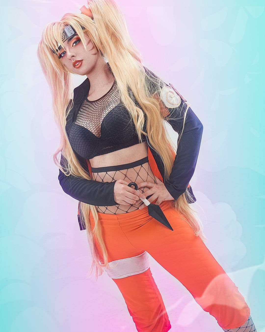 Y lo logró con creces, porque lo que vemos es la perfecta forma que Naruto toma cuando se transforma para desorientar a sus enemigos