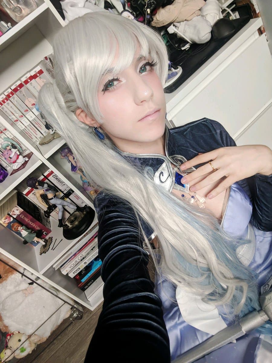 Ella es hentai viviente. La conoces mejor que nosotros. Y sabes que es verdad.