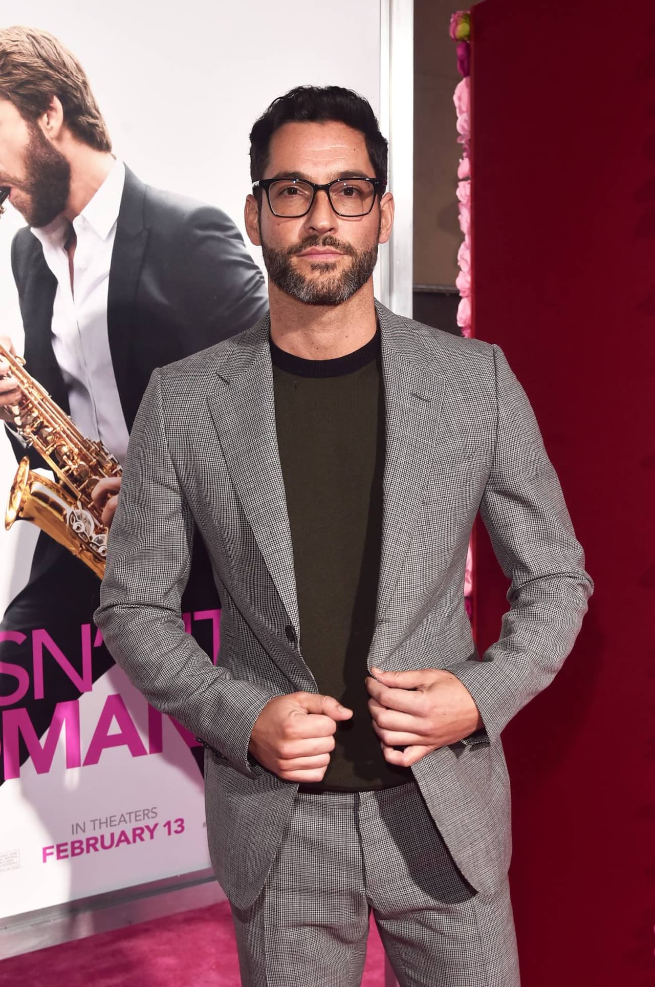 Tom Ellis en la premiere de 'Isn't It Romantic' en febrero de 2019.