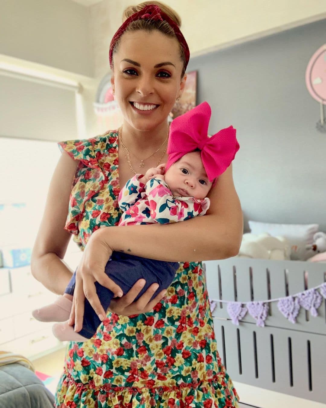 ‘La Jarocha’ celebra los dos meses de su hija Luciana: “Vale la pena todo”