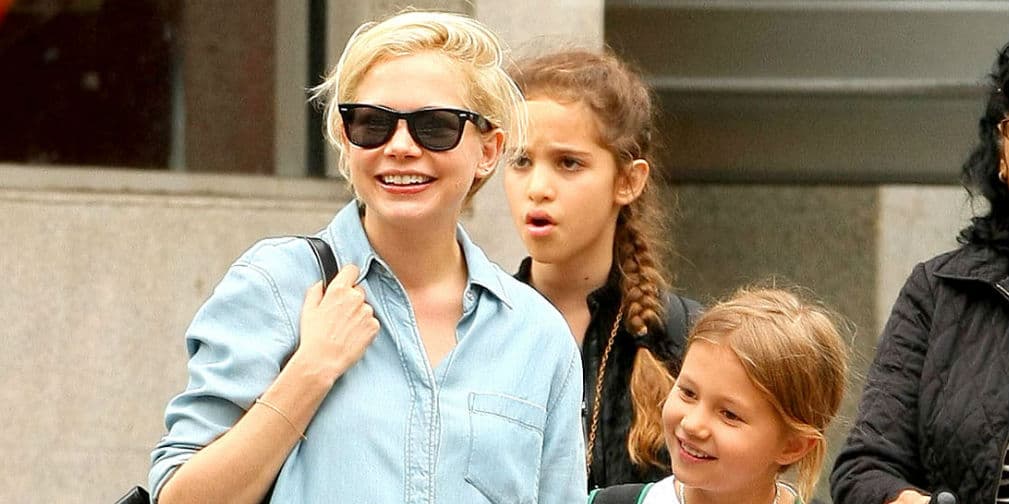 8. Michelle Williams: Se convirtió en madre soltera de su hija Matilda después de la muerte de Heath Ledger.