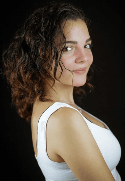 Andrea en una corta carrera dio vida a personajes importantes en proyectos inolvidables. Que en paz descanse.