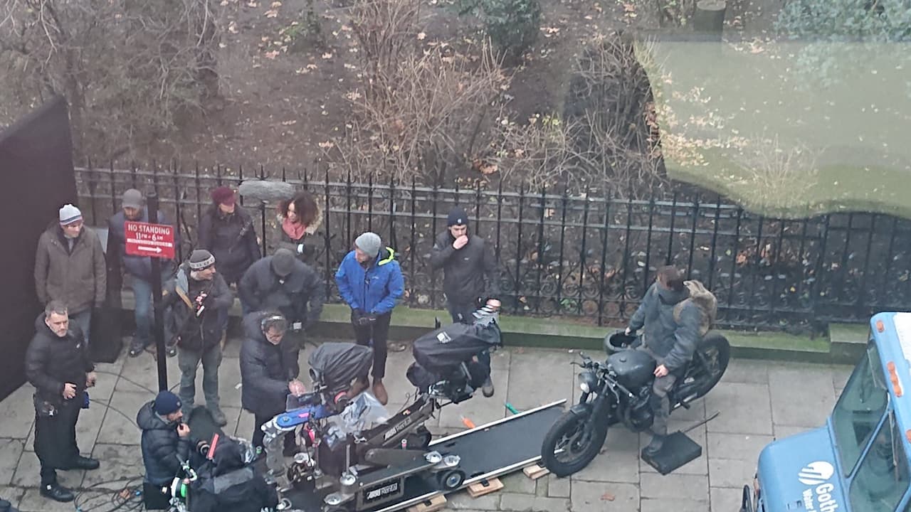 Hace unos días se filtraron imágenes de la filmación. En ellas se podría ver a quien está en el rol de Wayne.