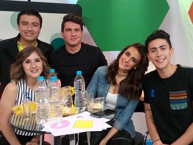 Nahima Choura y Mike Ávila juegan #YoNuncaNunca en 3.0