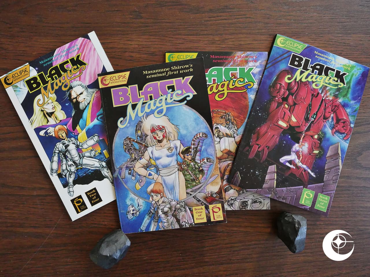 Black Magic fue la primera serie de manga que creó este legendario mangaka. Desde temprano se notó su interés en la ciencia ficción.