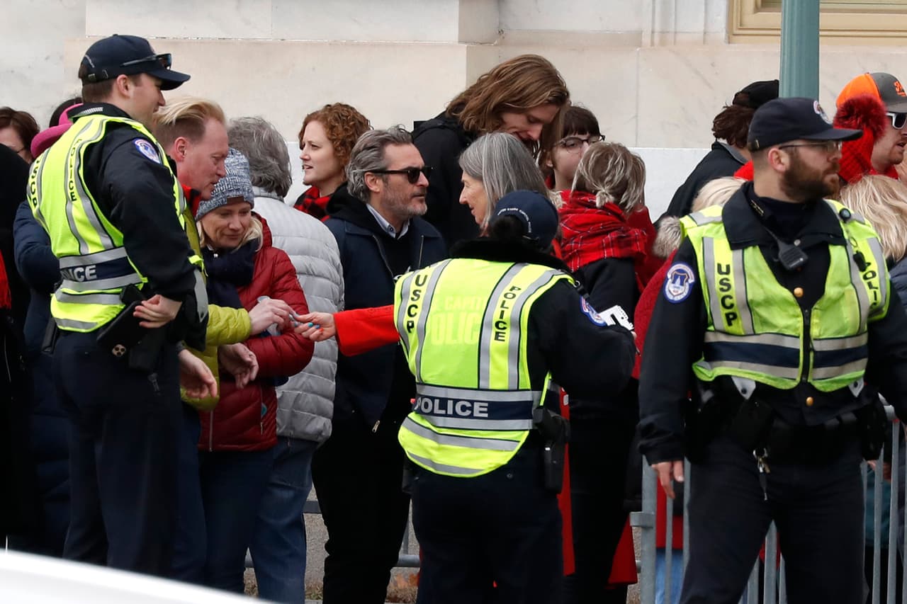 El actor fue arrestado con otros 100 activistas, aunque los organizadores dicen que fueron más los detenidos.