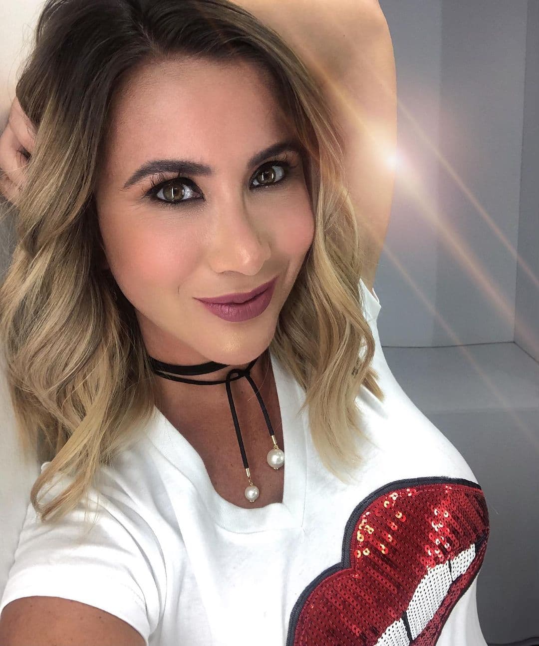 Antes de ser una conocida presentadora de la televisión, Mariazel fue bartender (la persona que sirve las bebidas detrás de una barra de un bar o un restaurante) durante un año.