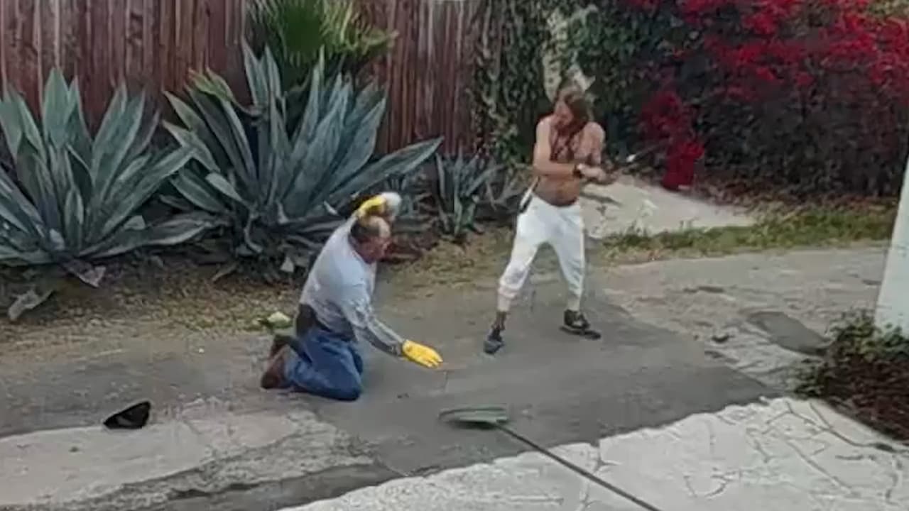 Golpean a jardinero hispano por hacer ruido mientras podaba en barrio de Los Ángeles
