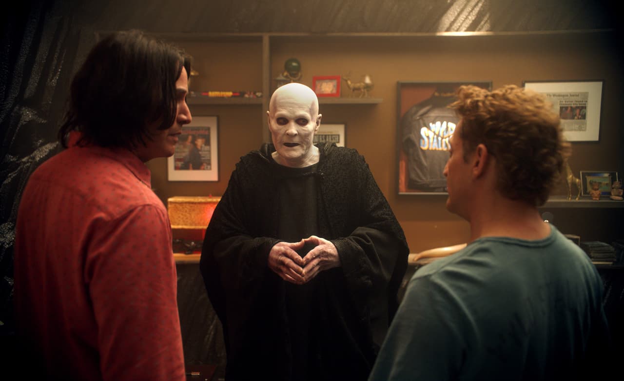 Y también regresa William Sadler como la muerte.