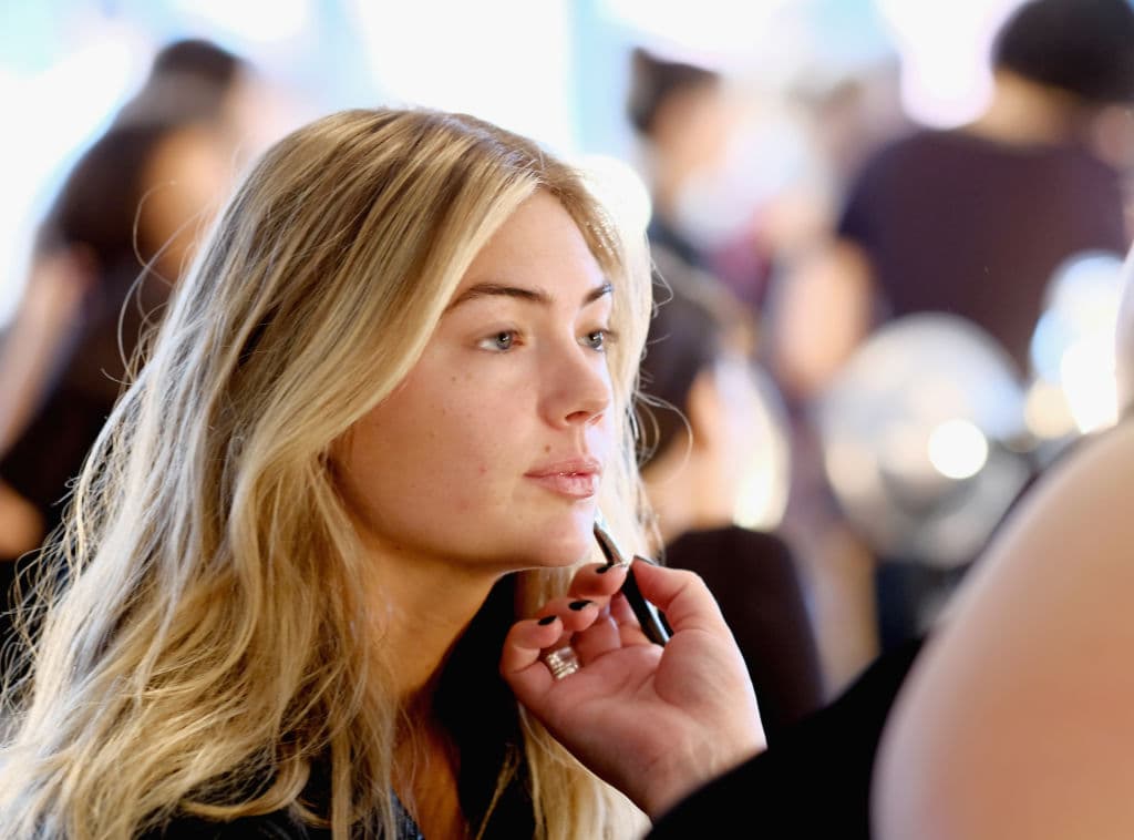 Así se ve al natural, pero aún con su lunar, para que no pienses que es maquillado.